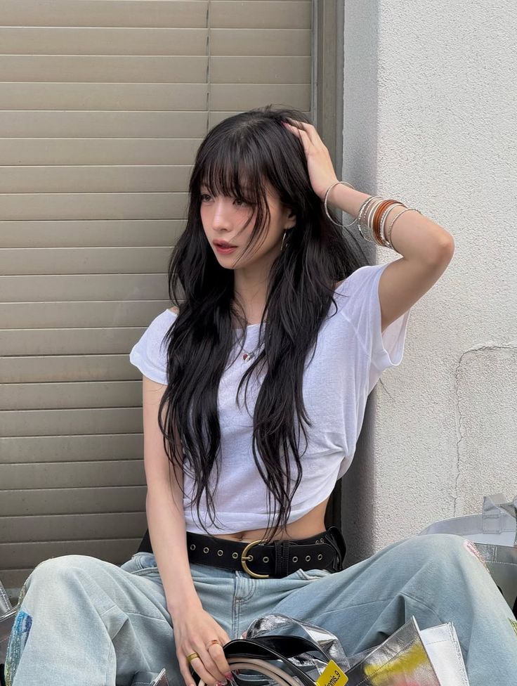 Behind-the-scenes cut of Lee Chaeyoung (fromis_9)