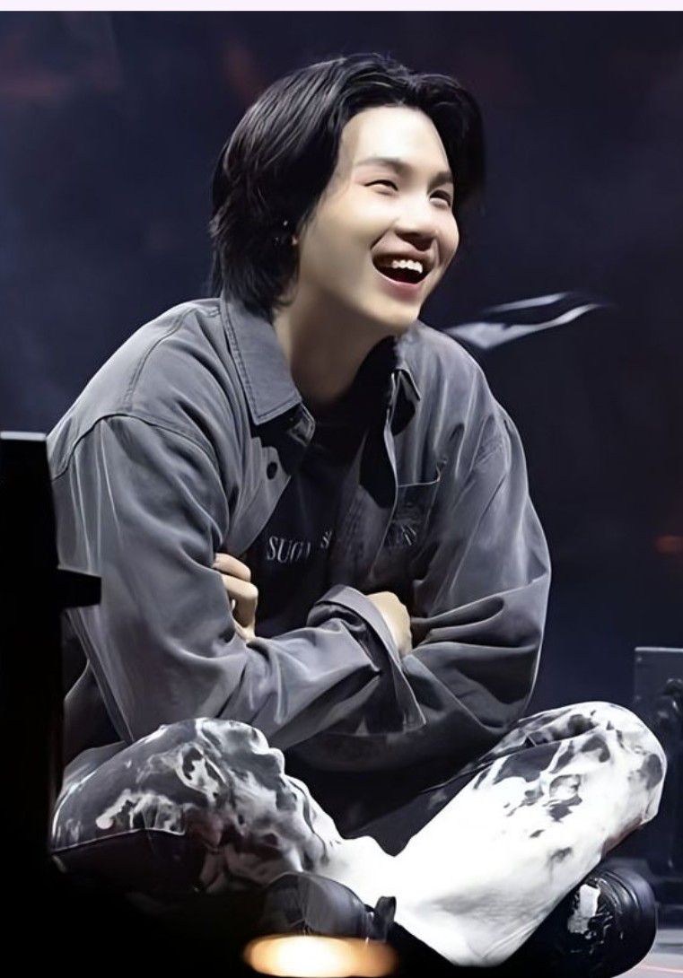 A moment captured by SUGA (BTS)'s fan