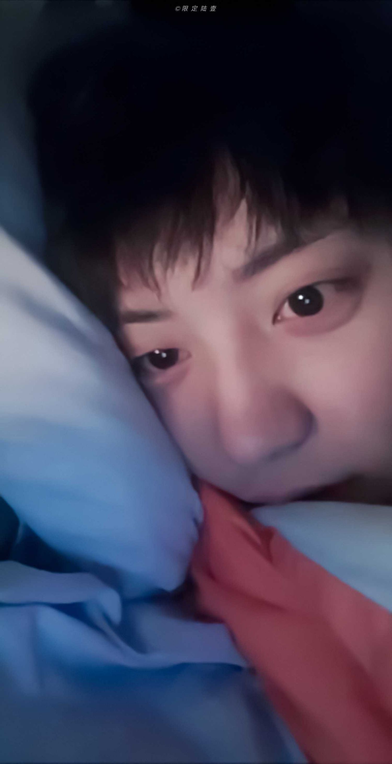 Fandom-recommended wallpaper image of Chanyeol (EXO)