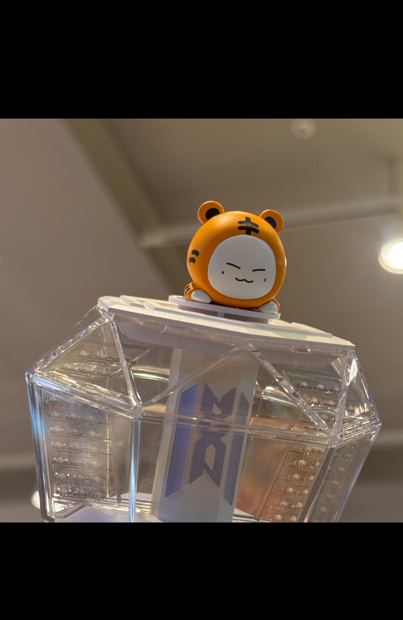 周憲 (MONSTA X)的最新活動照片