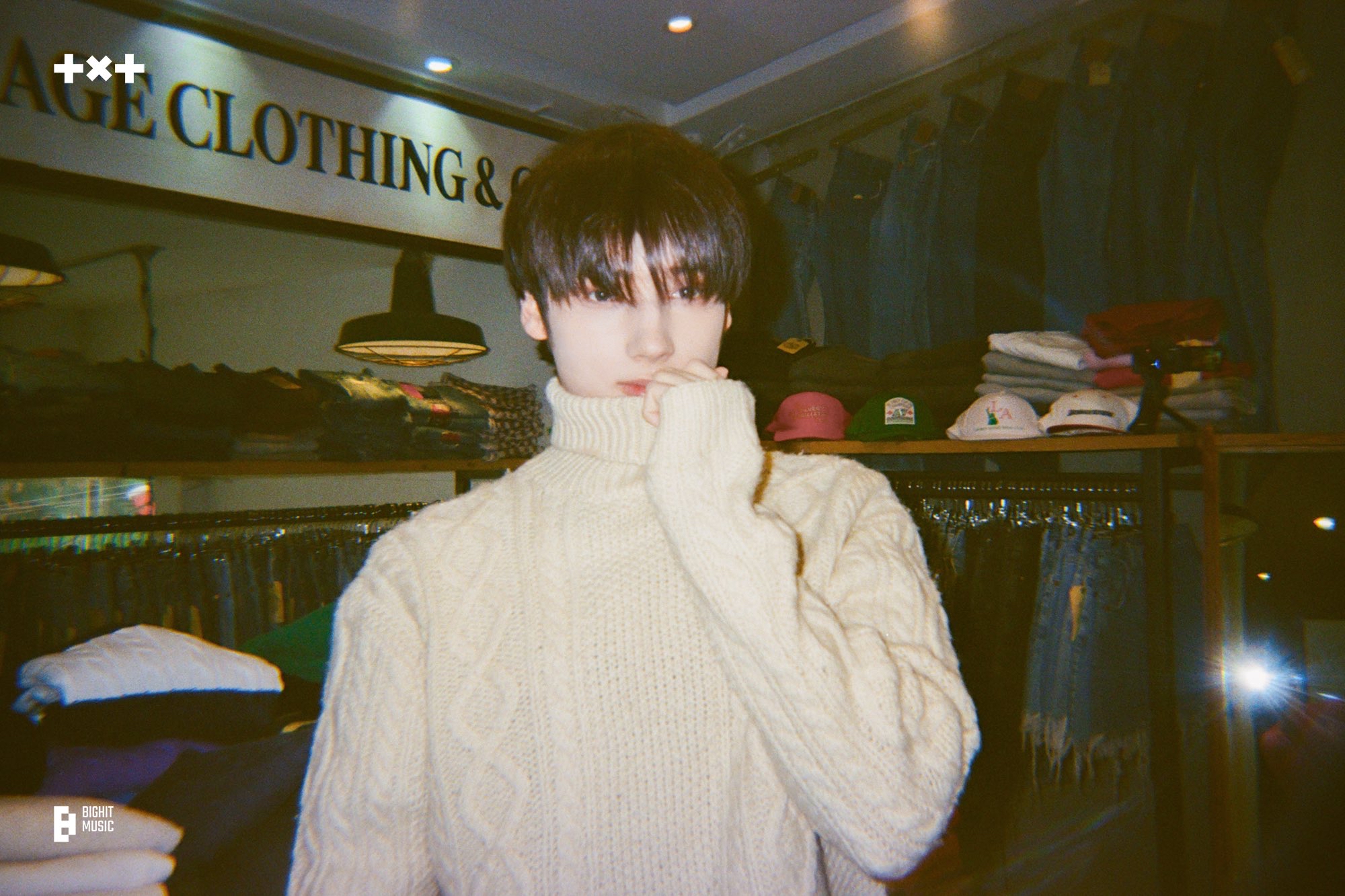 ヒュニンカイ (TOMORROW X TOGETHER)の最新写真