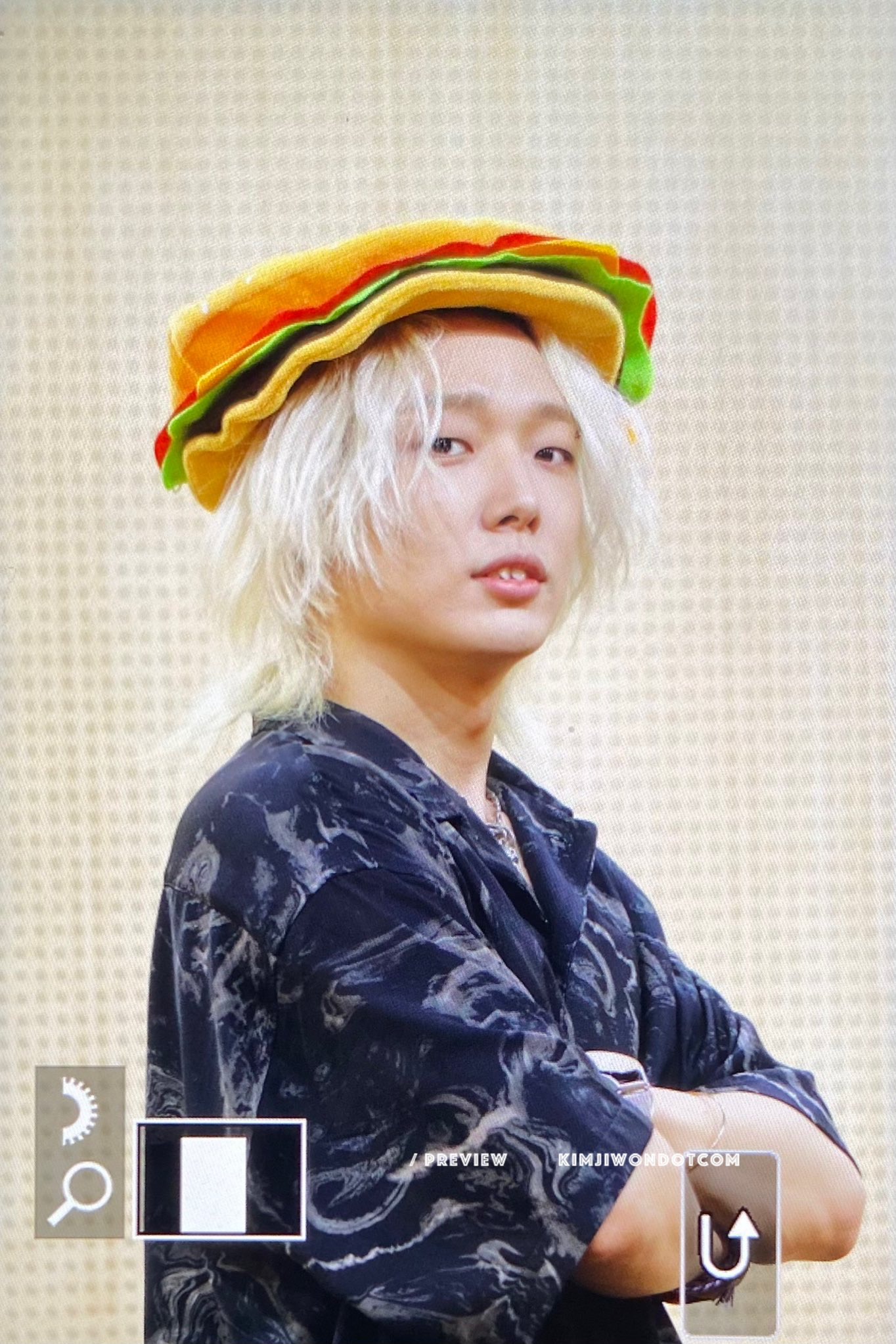 Behind-the-scenes cut of BOBBY (iKON)