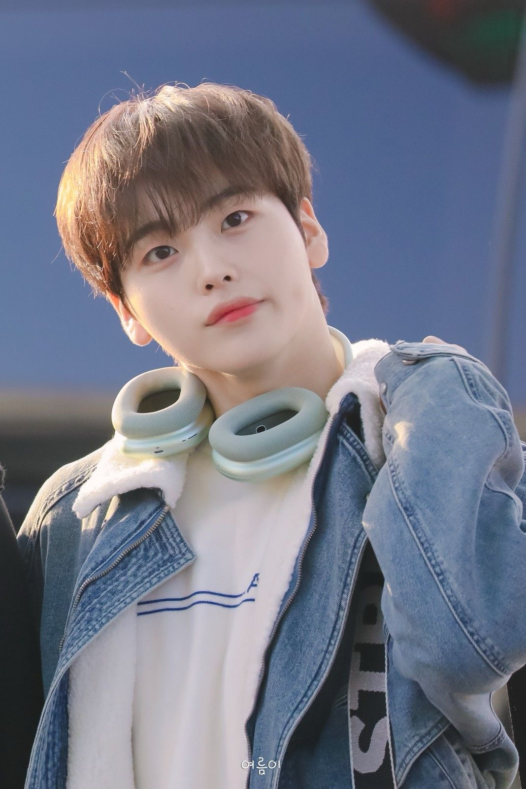 A moment captured by Hyeongjun (CRAVITY)'s fan