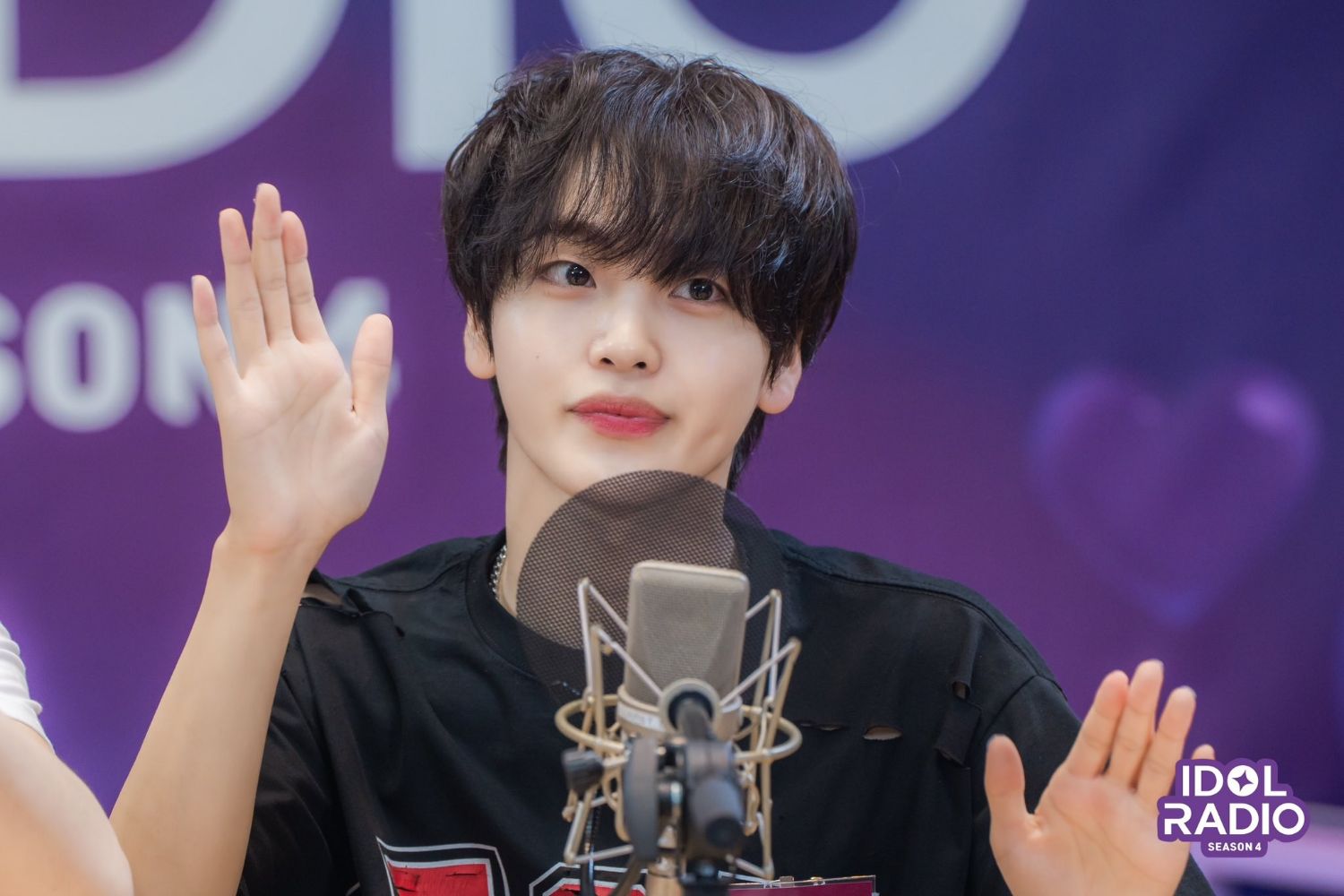 A moment captured by Hyeongjun (CRAVITY)'s fan