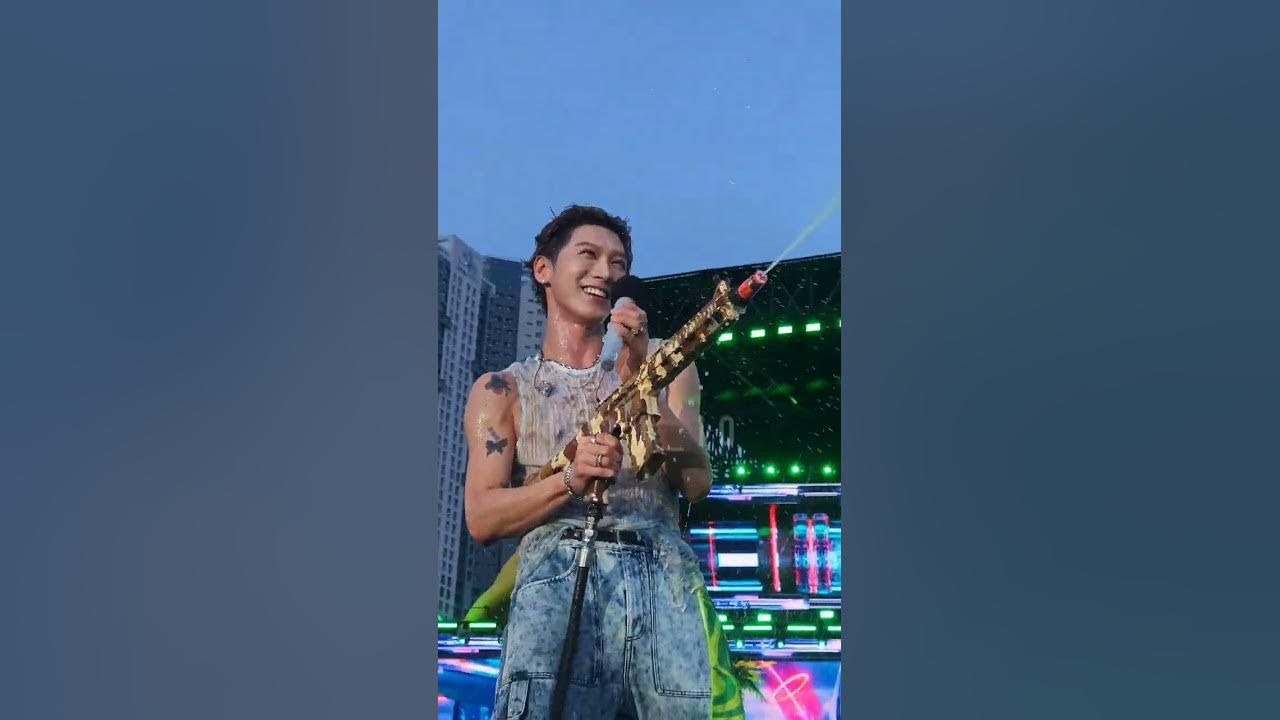 A moment captured by TEN (WayV)'s fan