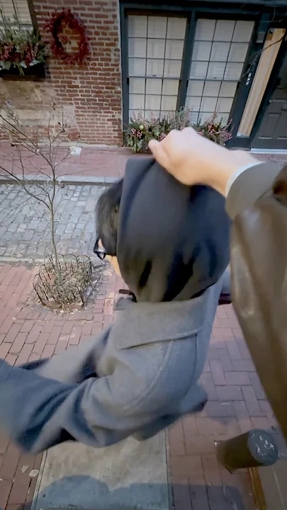 A heartfelt wallpaper shared by Hyungwon (MONSTA X)'s fans