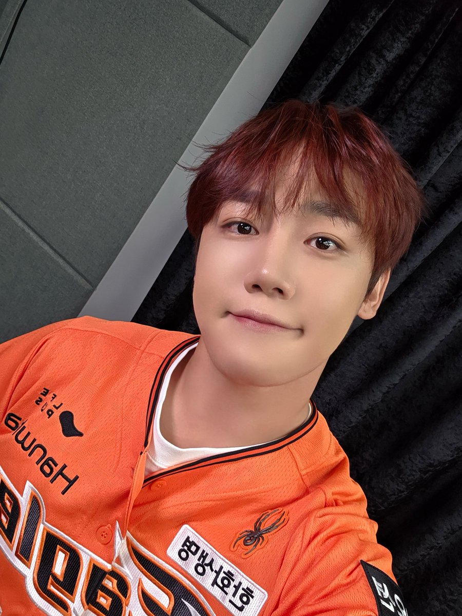 Behind-the-scenes cut of GoldenChild