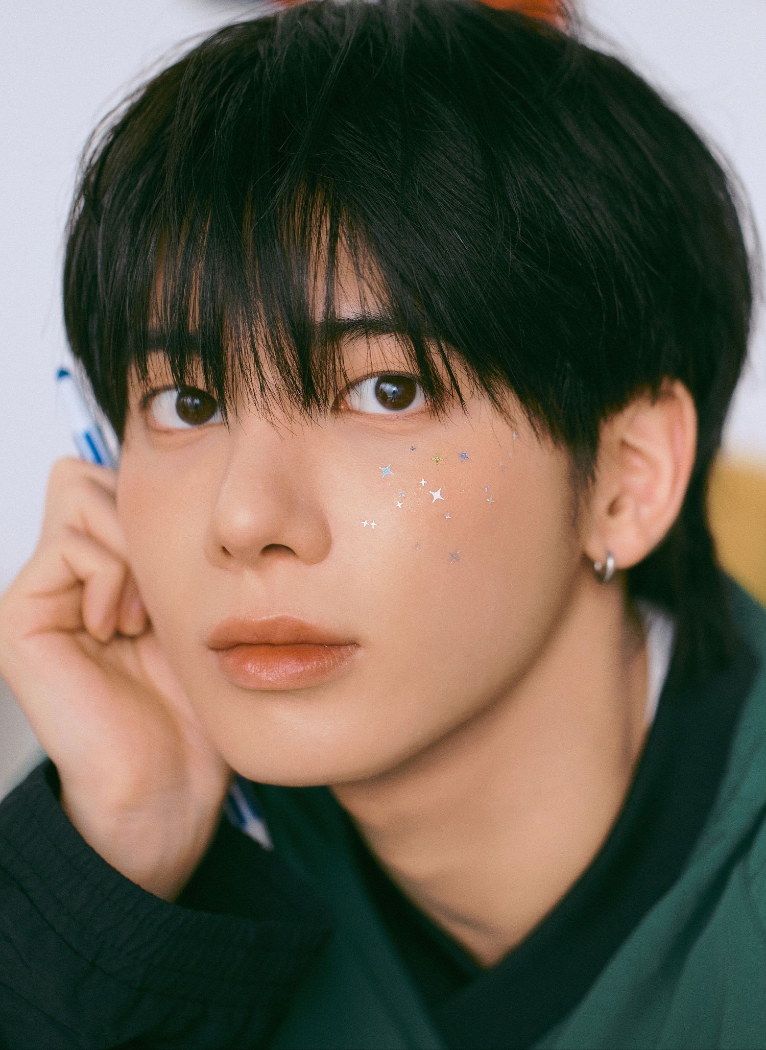 テヒョン (TOMORROW X TOGETHER)の舞台裏ショット