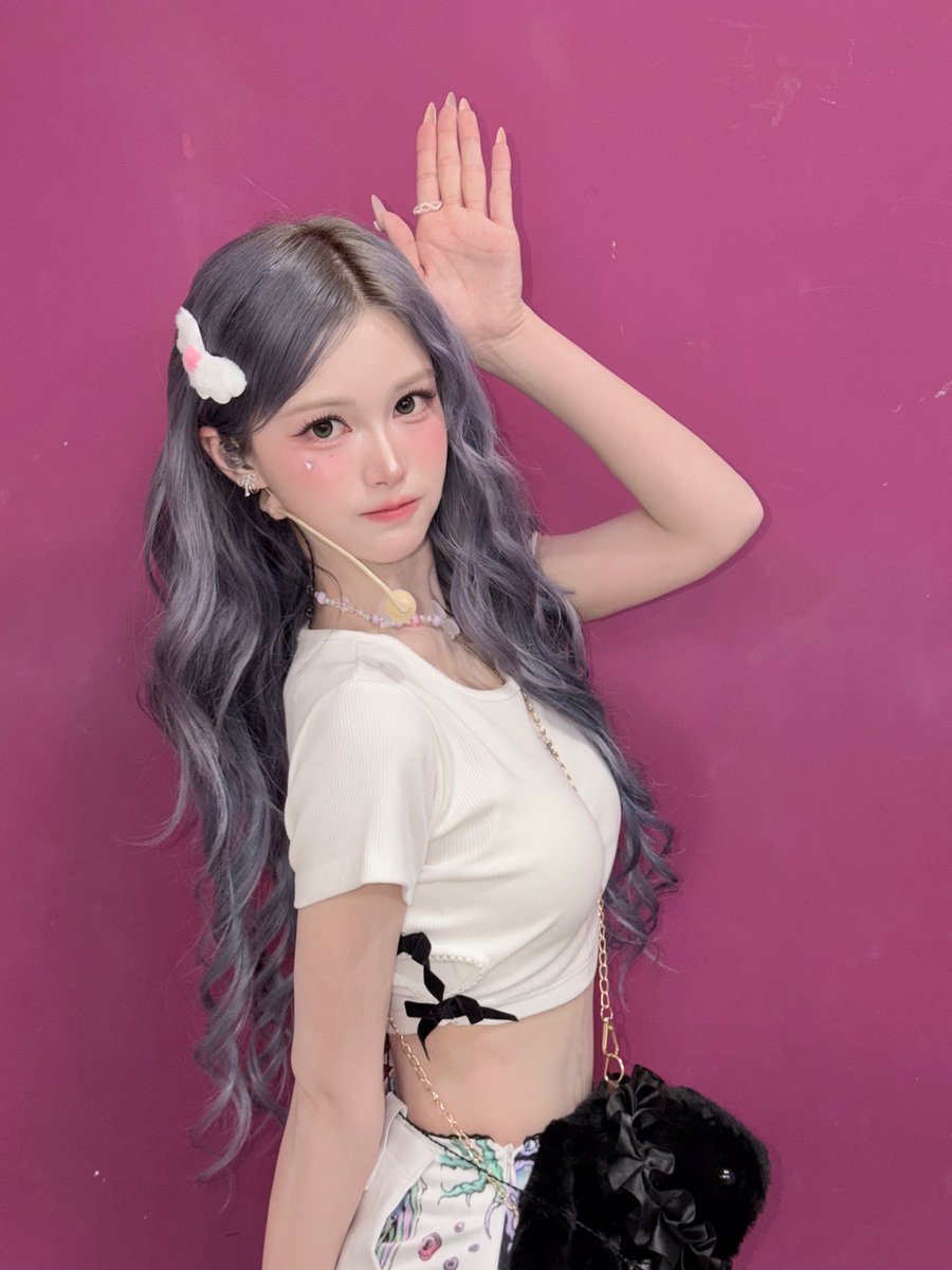 Latest photo of tripleS