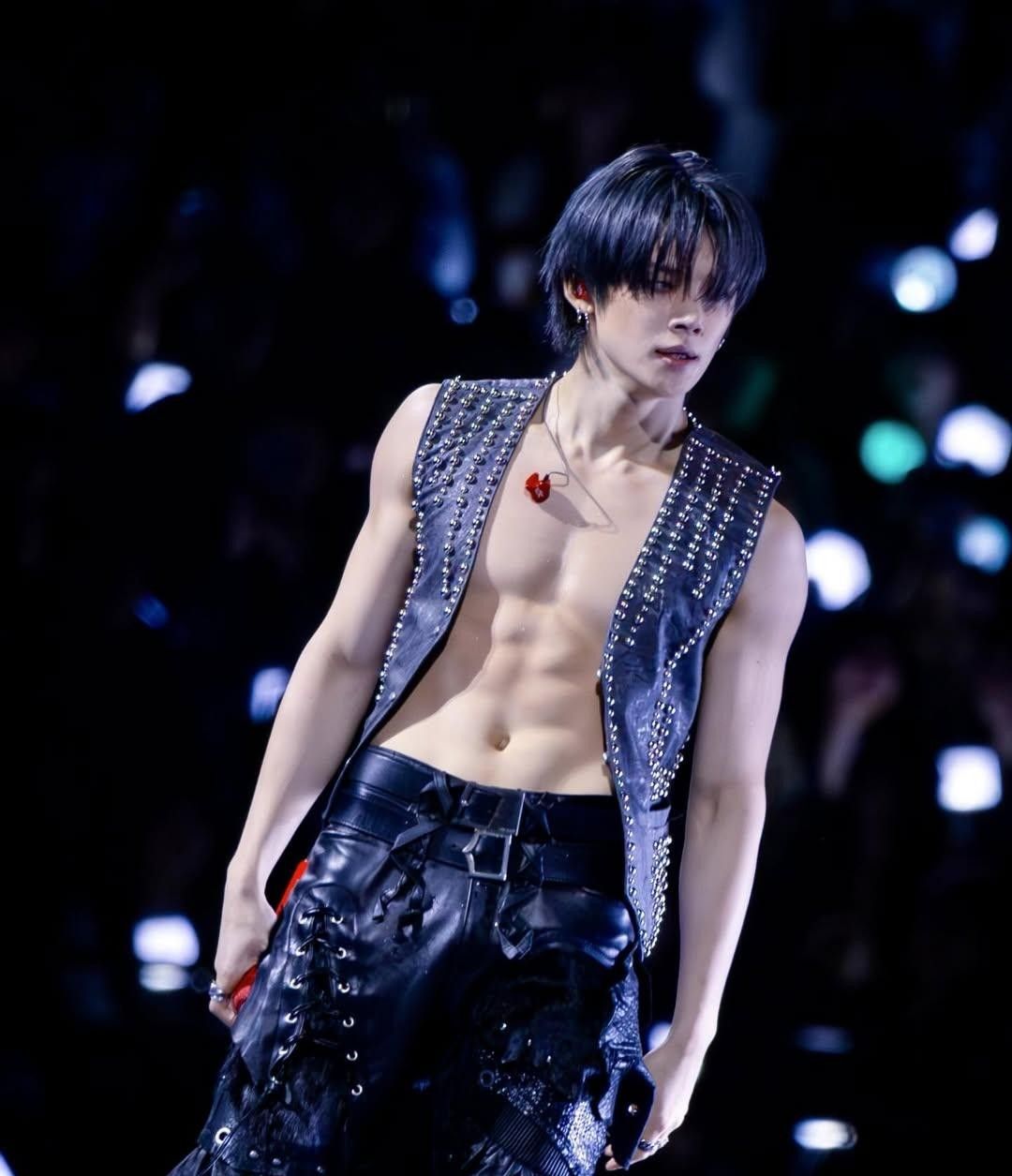 Foto aktivitas terbaru Yeonjun (TOMORROW X TOGETHER)