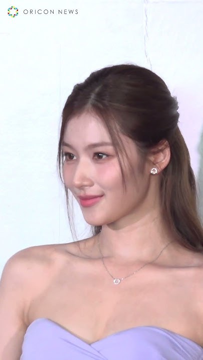 Foto terbaru Sana (TWICE)