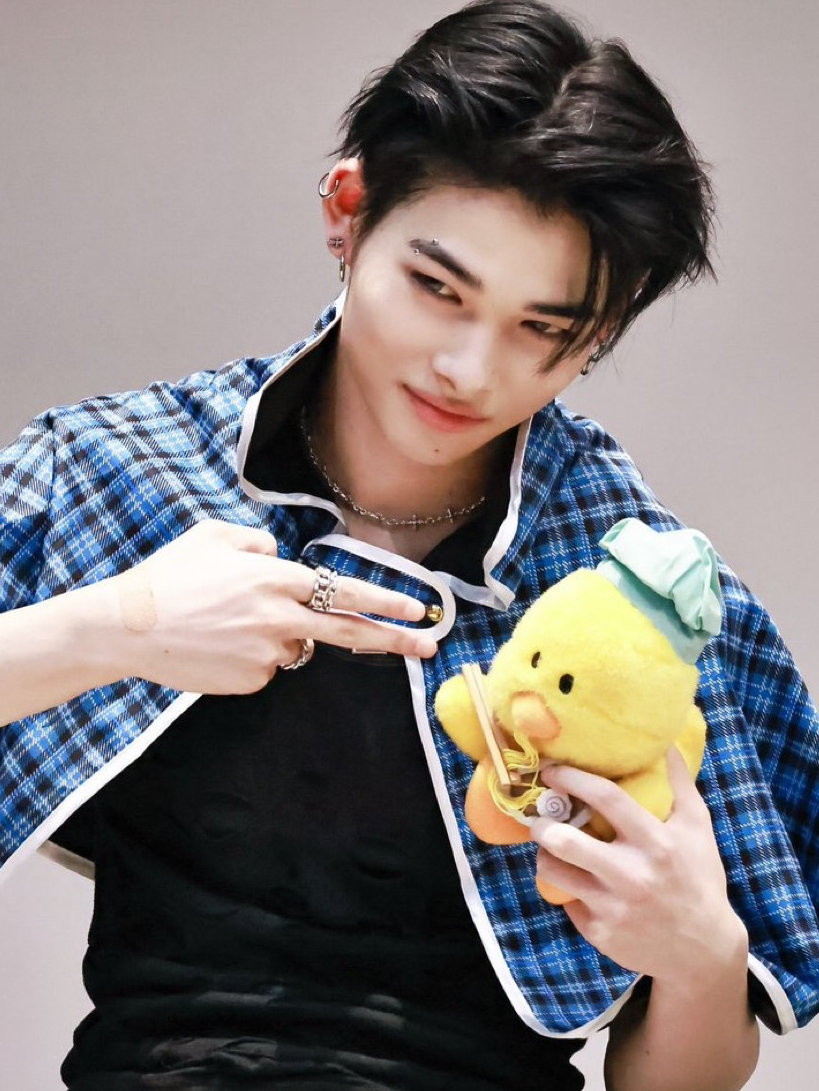 Behind-the-scenes cut of NI-KI (ENHYPEN)