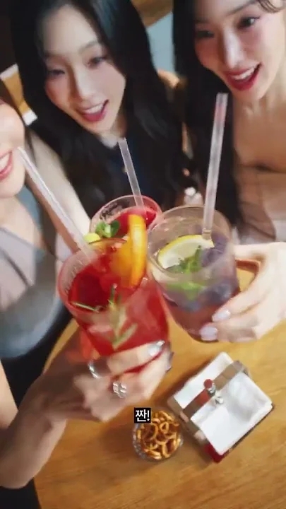 Latest photo of Girls' Generation