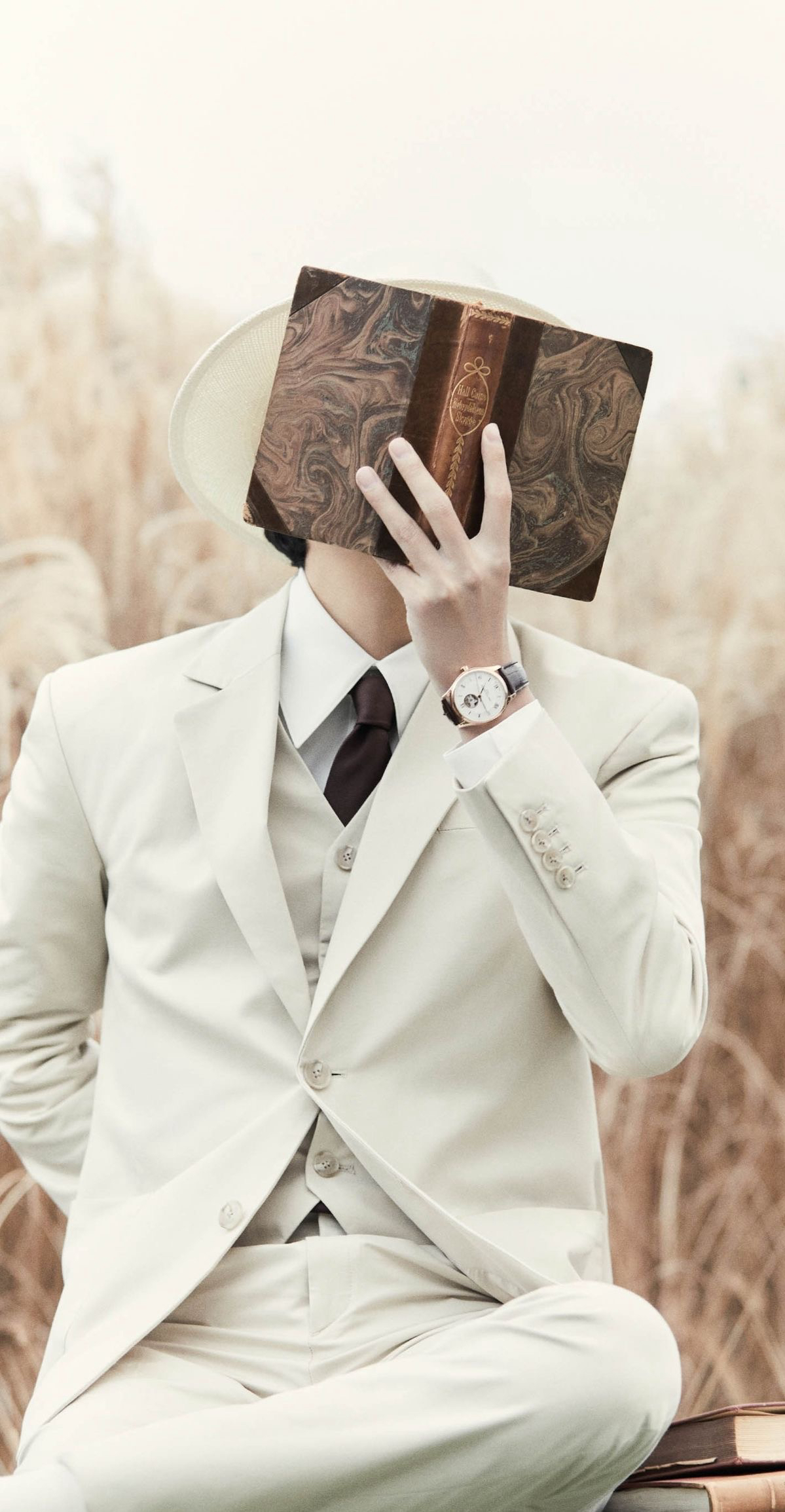 뷔 (방탄소년단)의 비하인드 컷