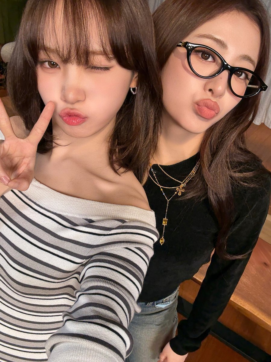 Behind-the-scenes cut of LE SSERAFIM