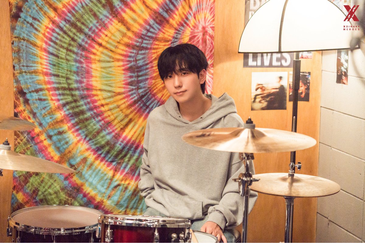 Recent activity shot of Xdinary Heroes