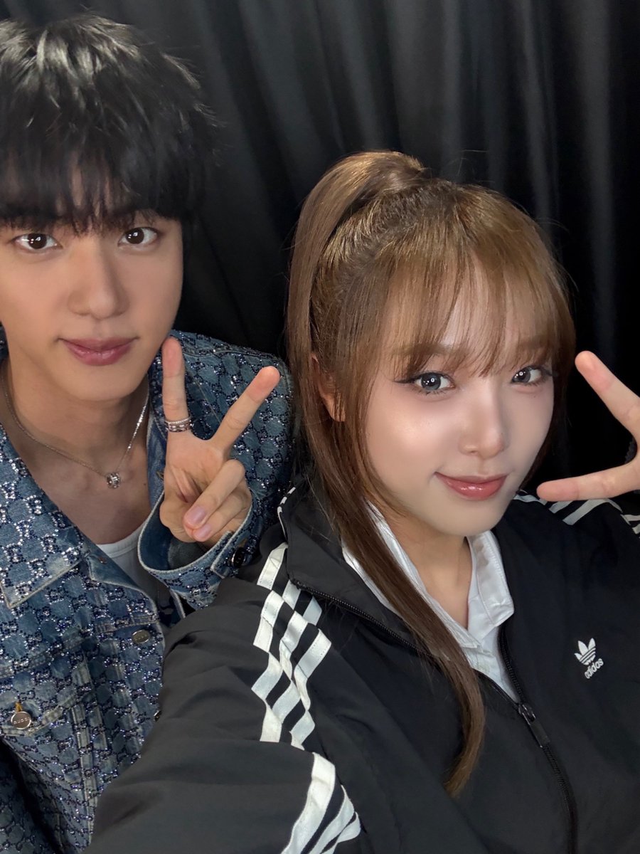 Behind-the-scenes cut of Choi Yena