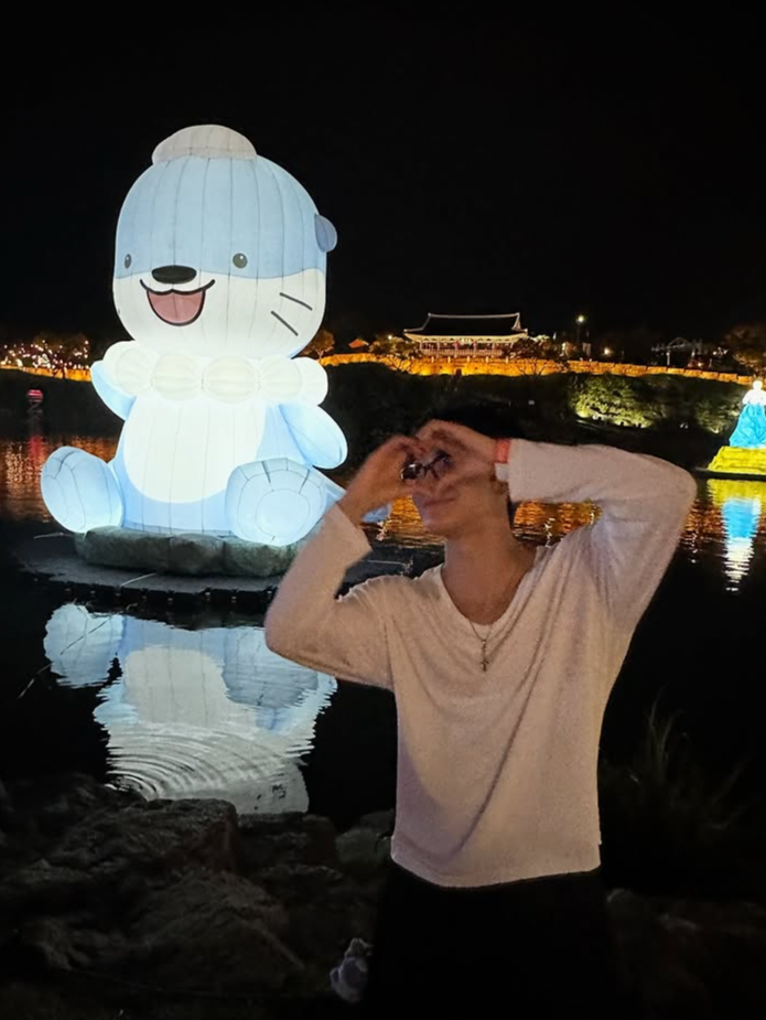 A moment captured by Seonghwa (ATEEZ)'s fan