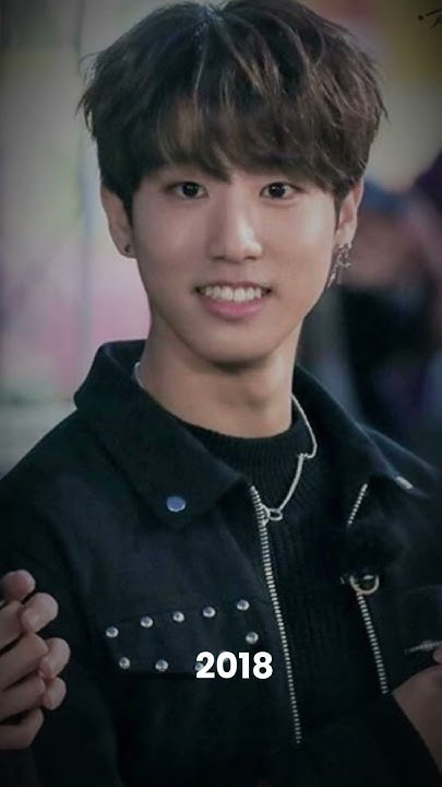 A heartfelt wallpaper shared by HAN (Stray Kids)'s fans