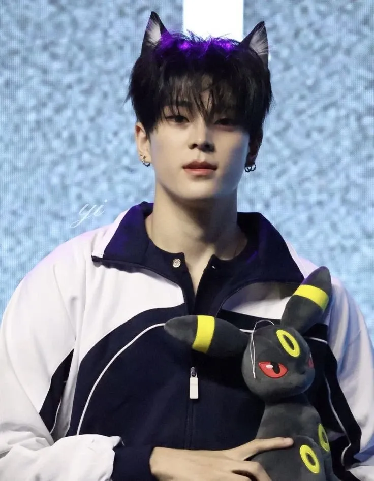 김준민 (WHIB) 최근 활동샷