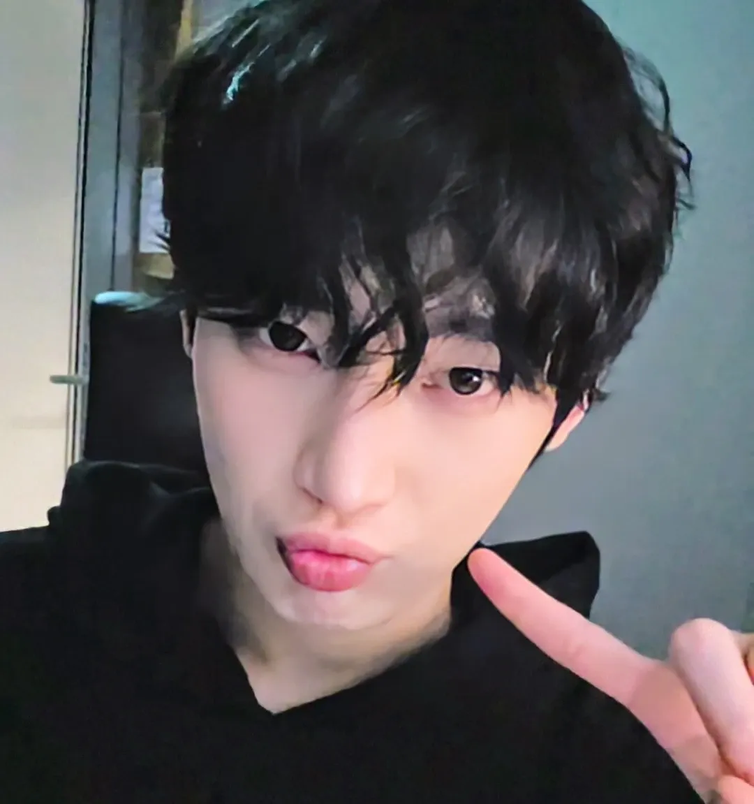 善禹 (ENHYPEN)的最新活动照片