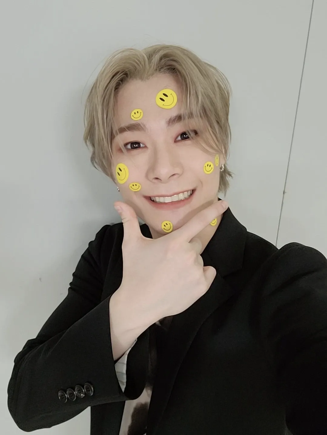 Latest photo of Moonbin (ASTRO)