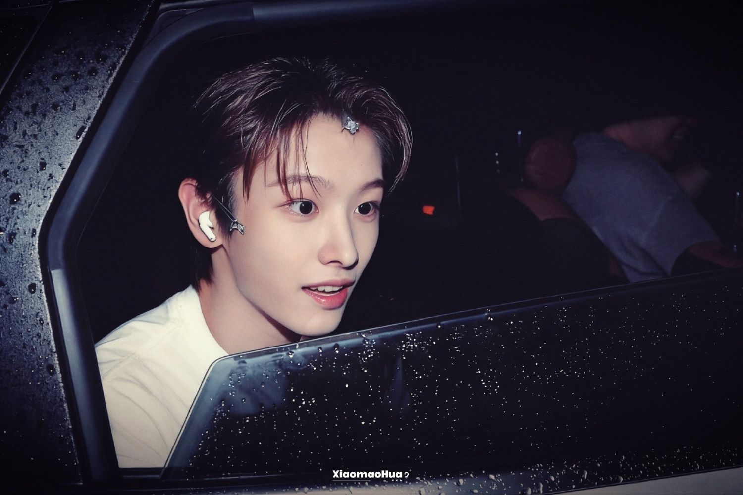 A moment captured by Chen Kaiwen's fan