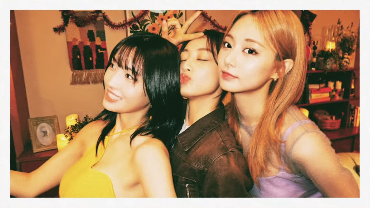 Recent activity shot of Jihyo (TWICE)