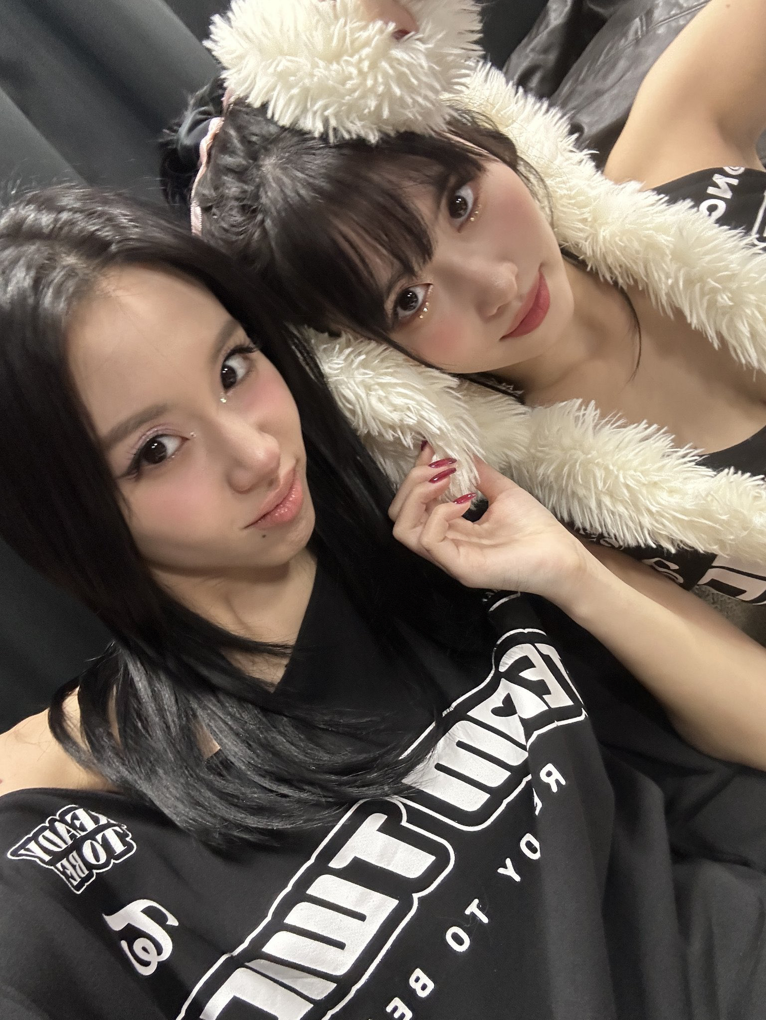 Potret di balik layar Momo (TWICE)