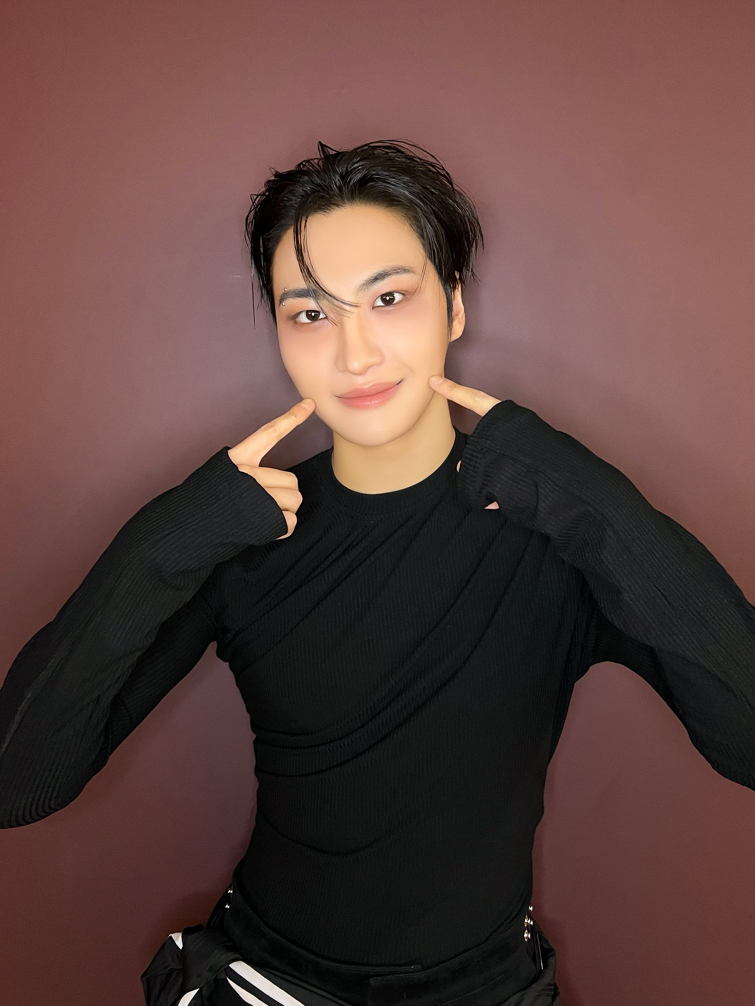 Recent activity shot of Seonghwa (ATEEZ)