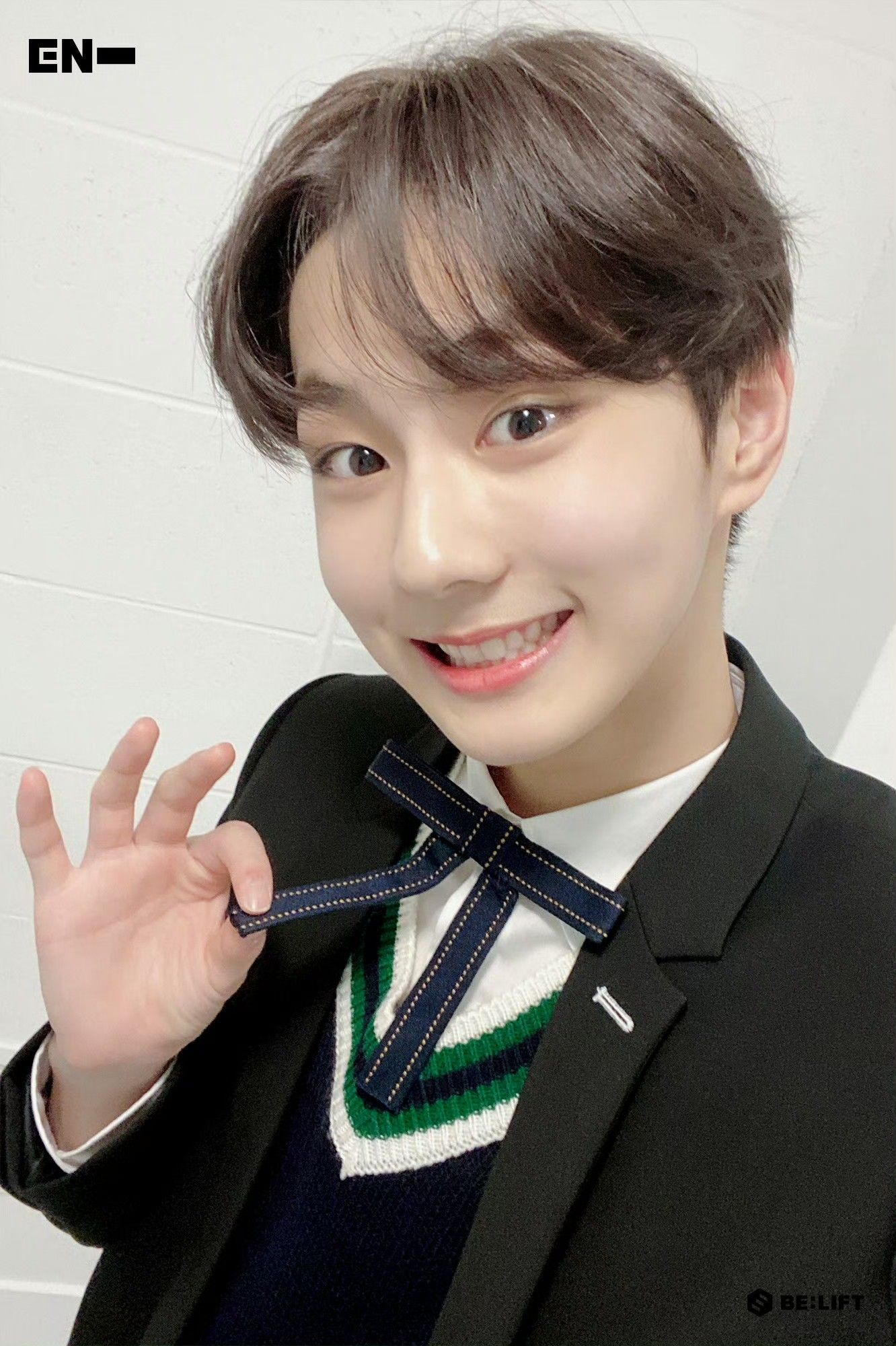 Latest photo of Jungwon (ENHYPEN)