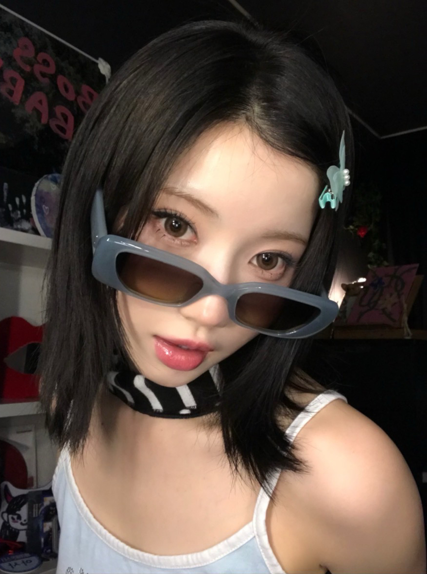 Asa (BABYMONSTER)的幕后花絮