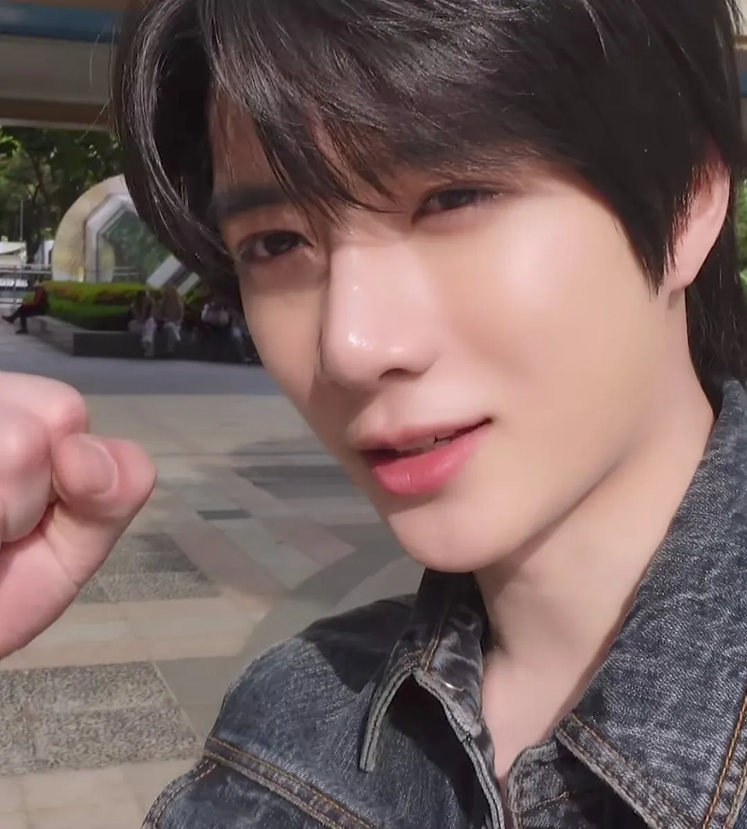 Latest photo of Beomgyu (TOMORROW X TOGETHER)