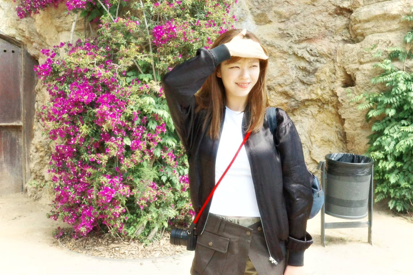Behind-the-scenes cut of Jeongyeon (TWICE)