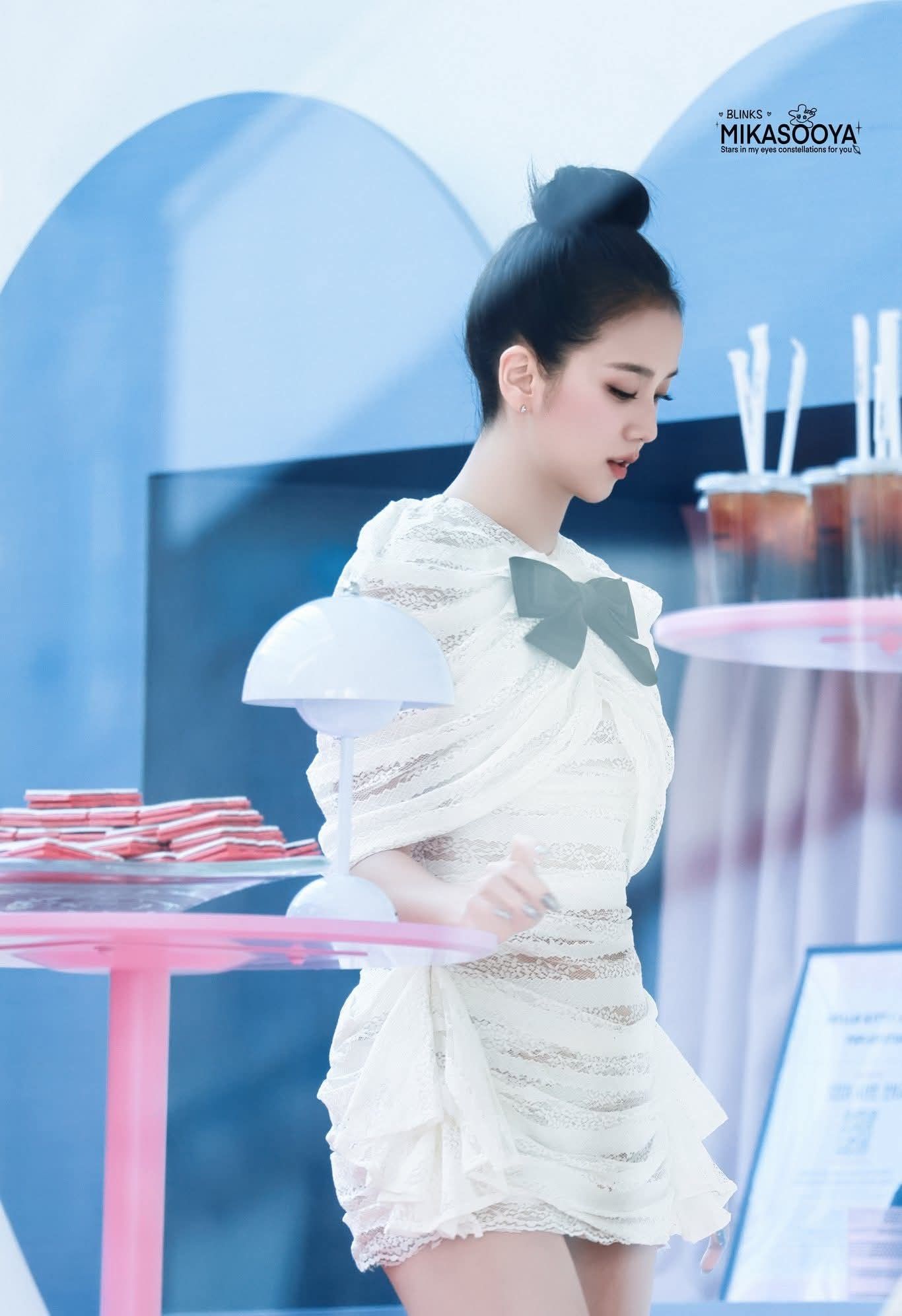 Latest photo of Jisoo (BLACKPINK)