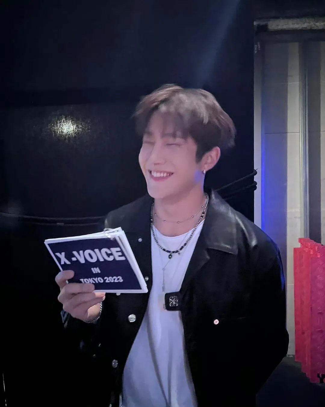 A moment captured by Jinjin (ASTRO)'s fan