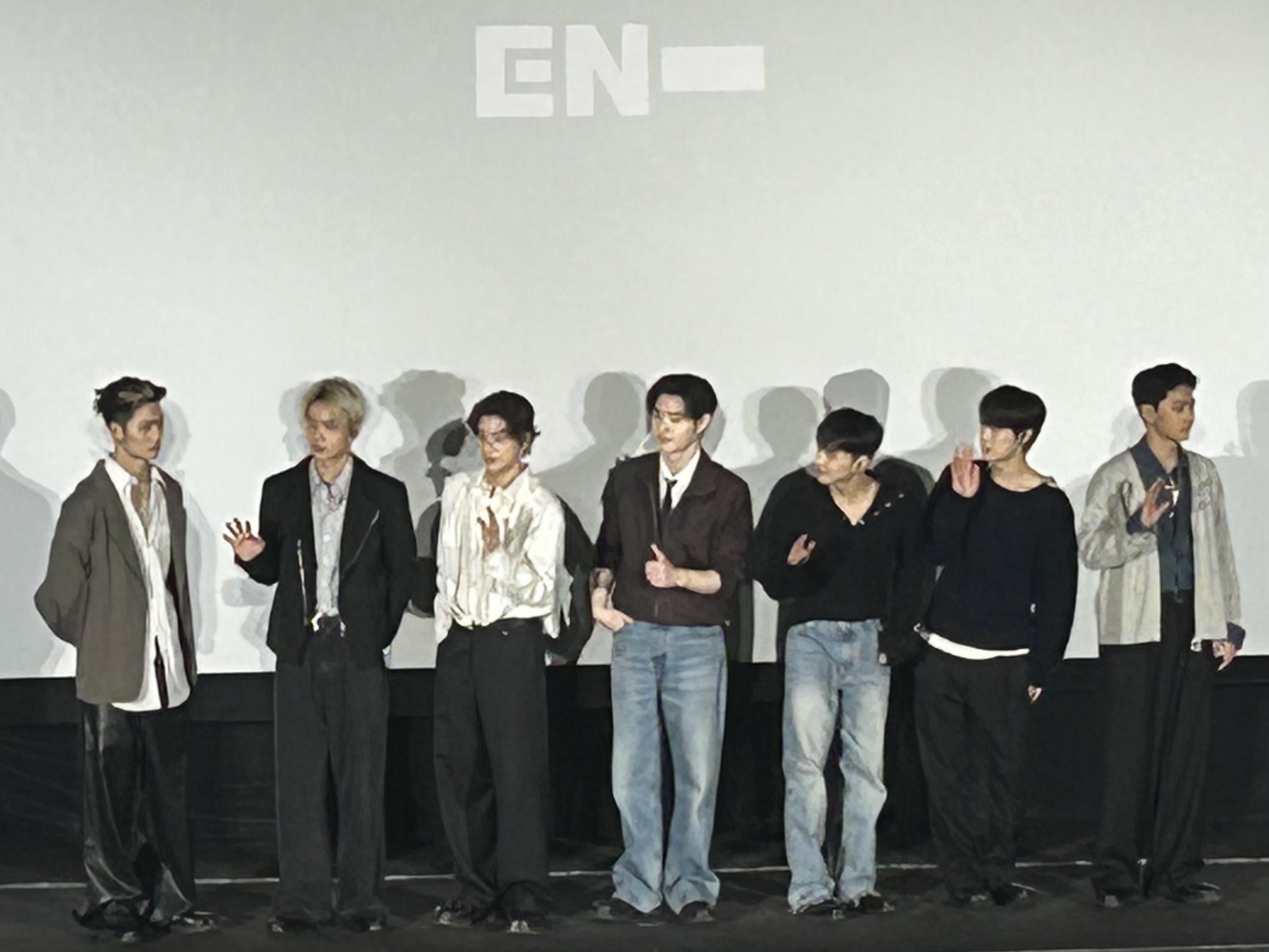 Potret di balik layar ENHYPEN