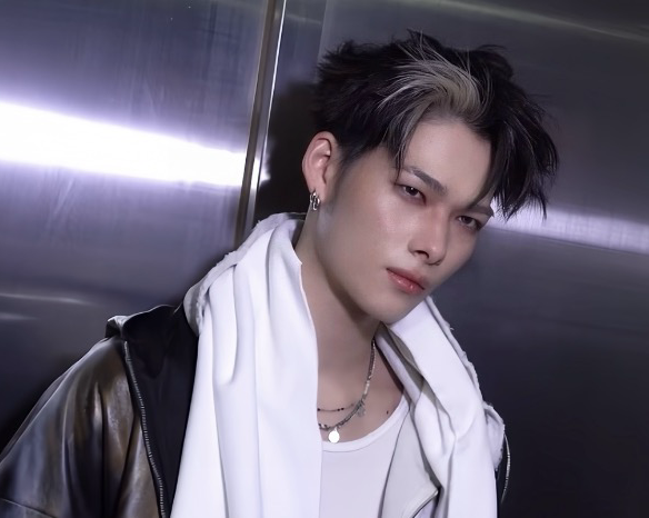 Foto terbaru NI-KI (ENHYPEN)