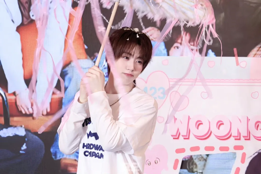 A moment captured by Cha Woongki (AHOF)'s fan