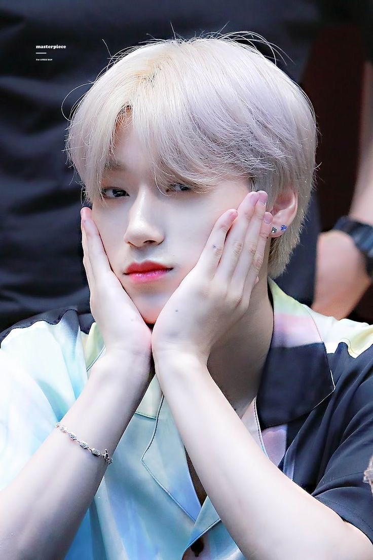 ATEEZの舞台裏ショット