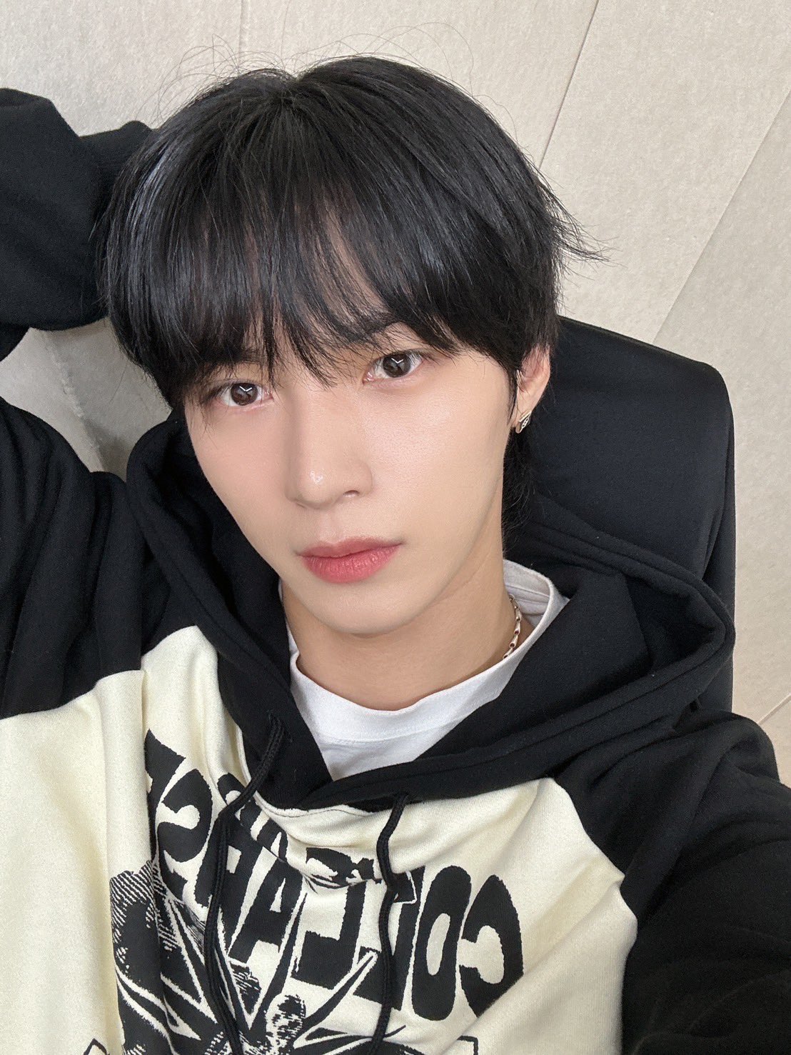 Behind-the-scenes cut of OMEGA X