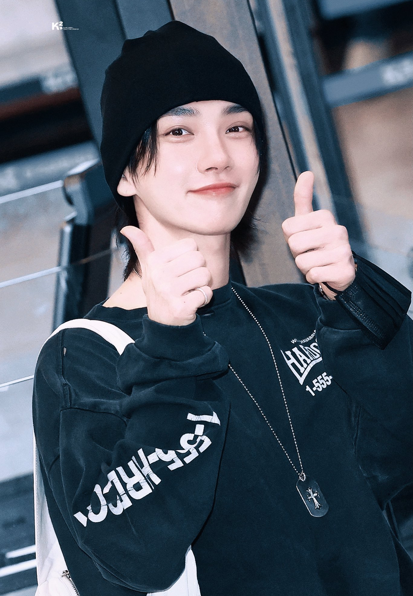 Behind-the-scenes cut of Joshua (SEVENTEEN)