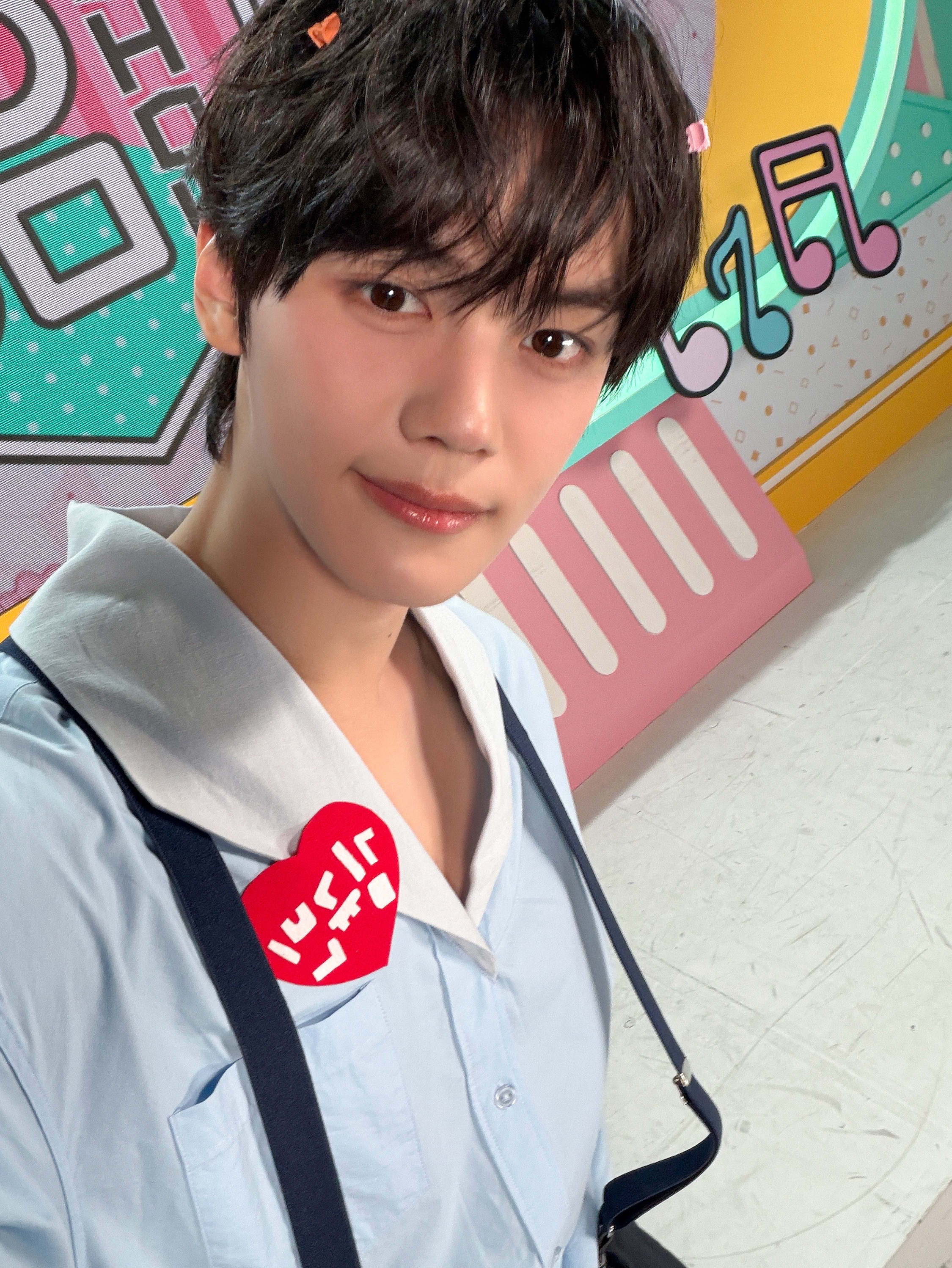 Recent activity shot of Kim Gyuvin (AND2BLE)