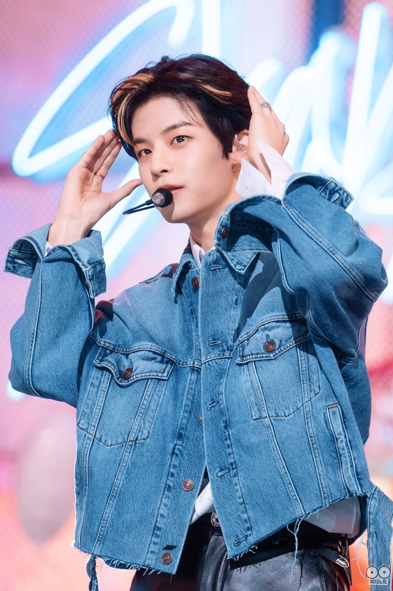 A moment captured by Seungmin (Stray Kids)'s fan