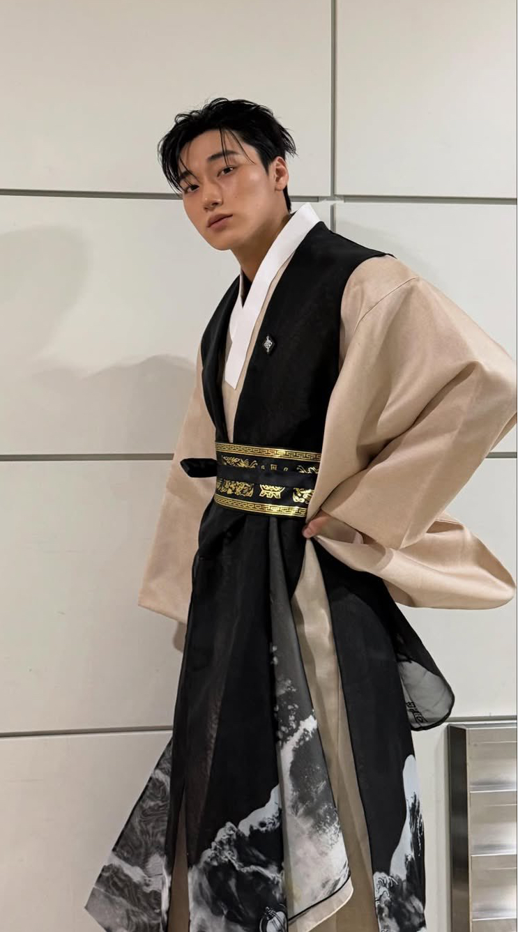 Recent activity shot of San (ATEEZ)