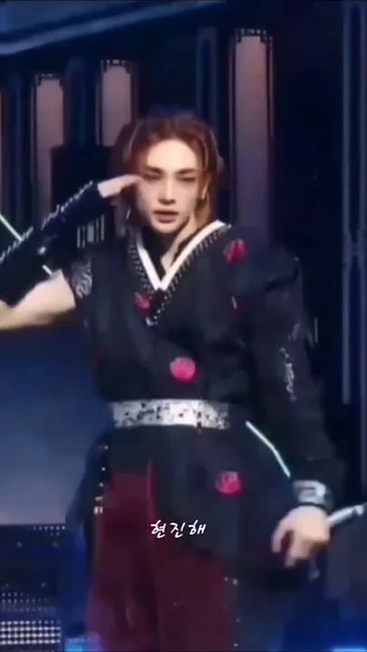 Today's most popular wallpaper in the Hyunjin (Stray Kids) community