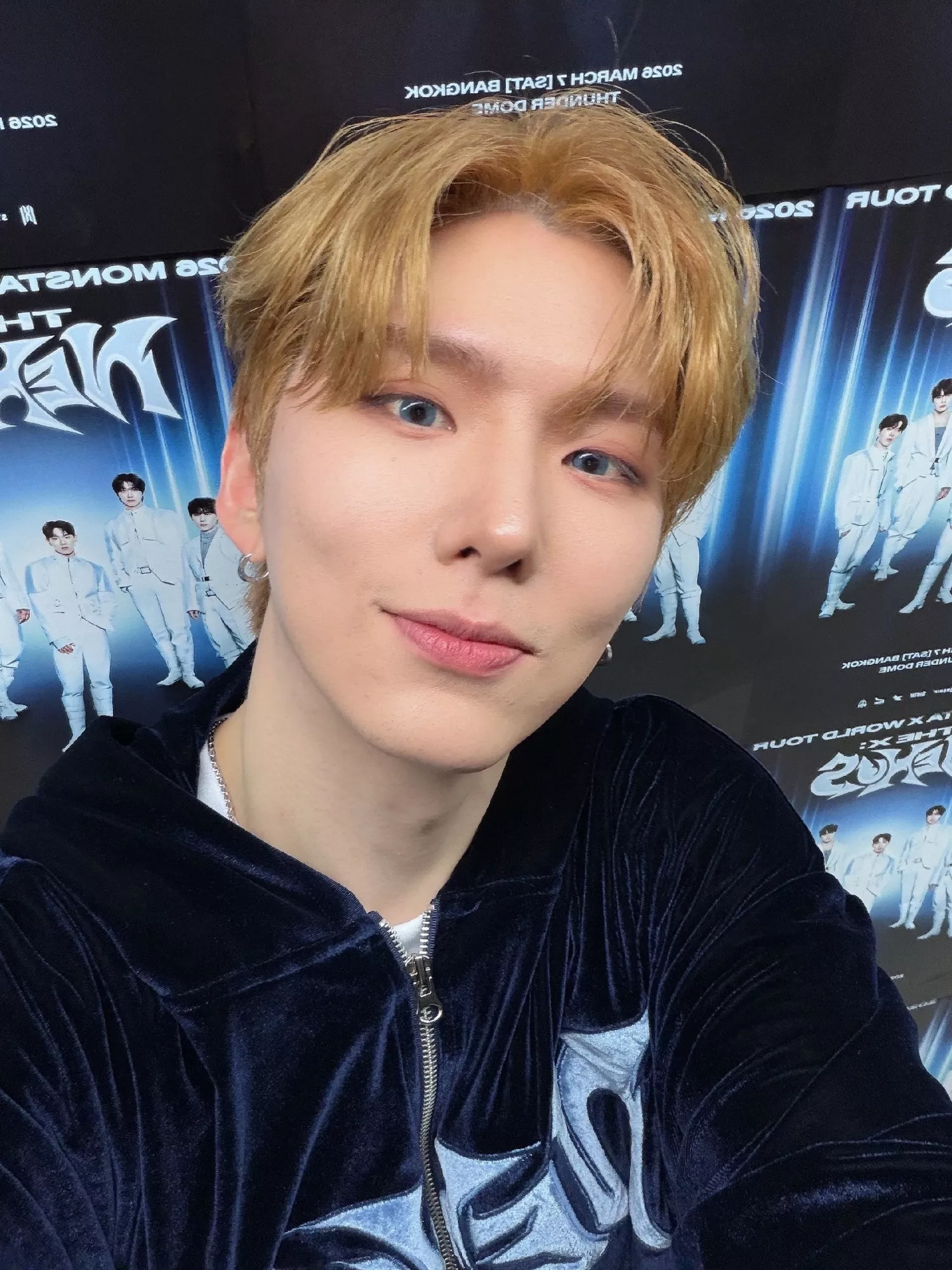 A moment captured by Kihyun (MONSTA X)'s fan