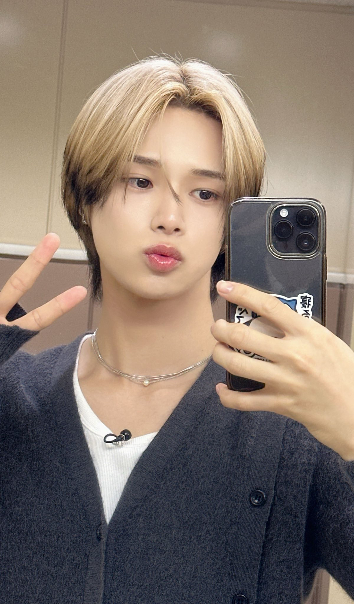 The most beloved wallpaper among K (&TEAM)'s fans