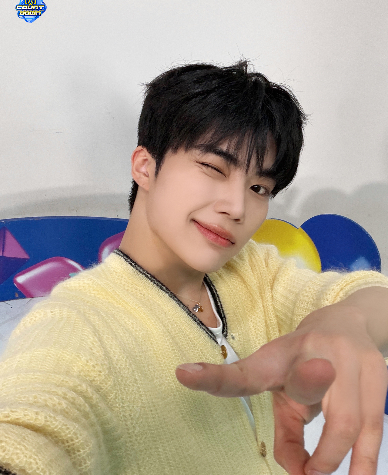 A moment captured by Park Gunwook (ZEROBASEONE)'s fan