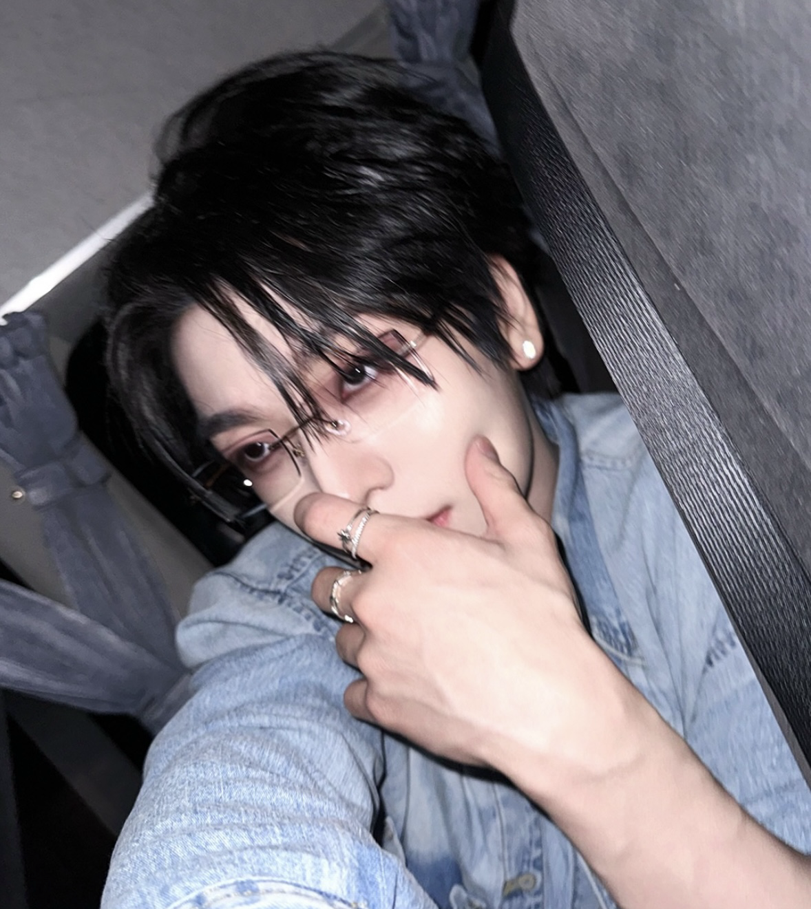 Behind-the-scenes cut of He Xinlong (ALPHA DRIVE ONE)